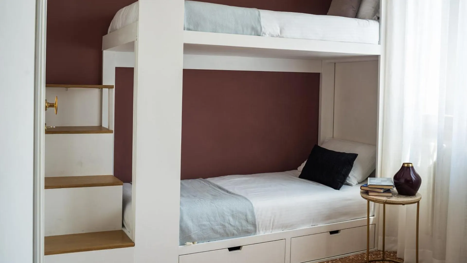 San Domenico Apartment With Garden View R&R البندقية
