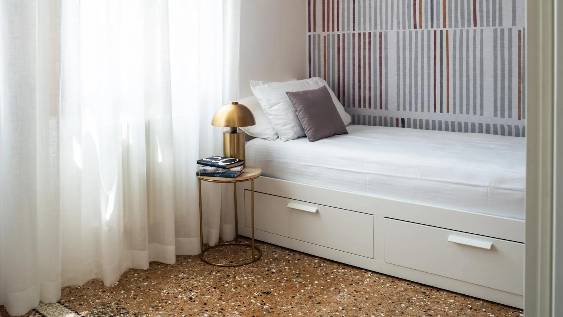 San Domenico Apartment With Garden View R&R البندقية